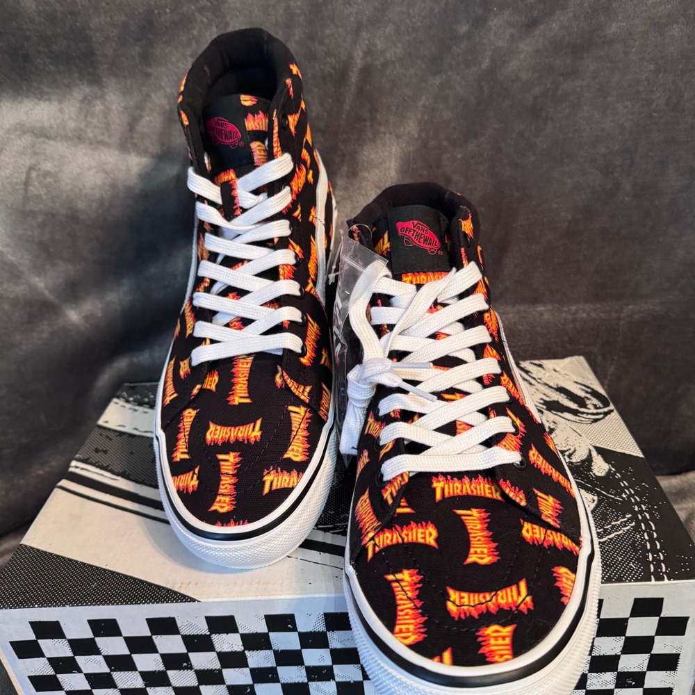 NEW Vans x Thrasher Skate Sk8-Hi Men Size 12 Black Flame Logo High Top Sneakers - Picture 10 of 11